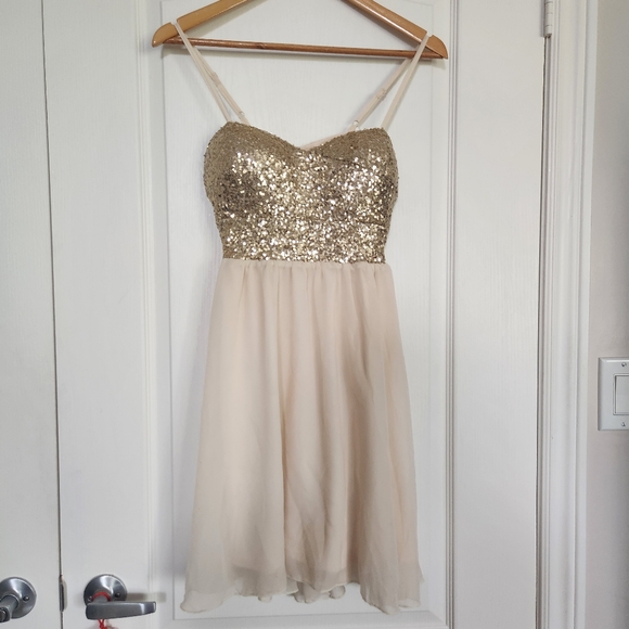 Parisian Gold Dress with Sequins Size XS - Picture 1 of 7